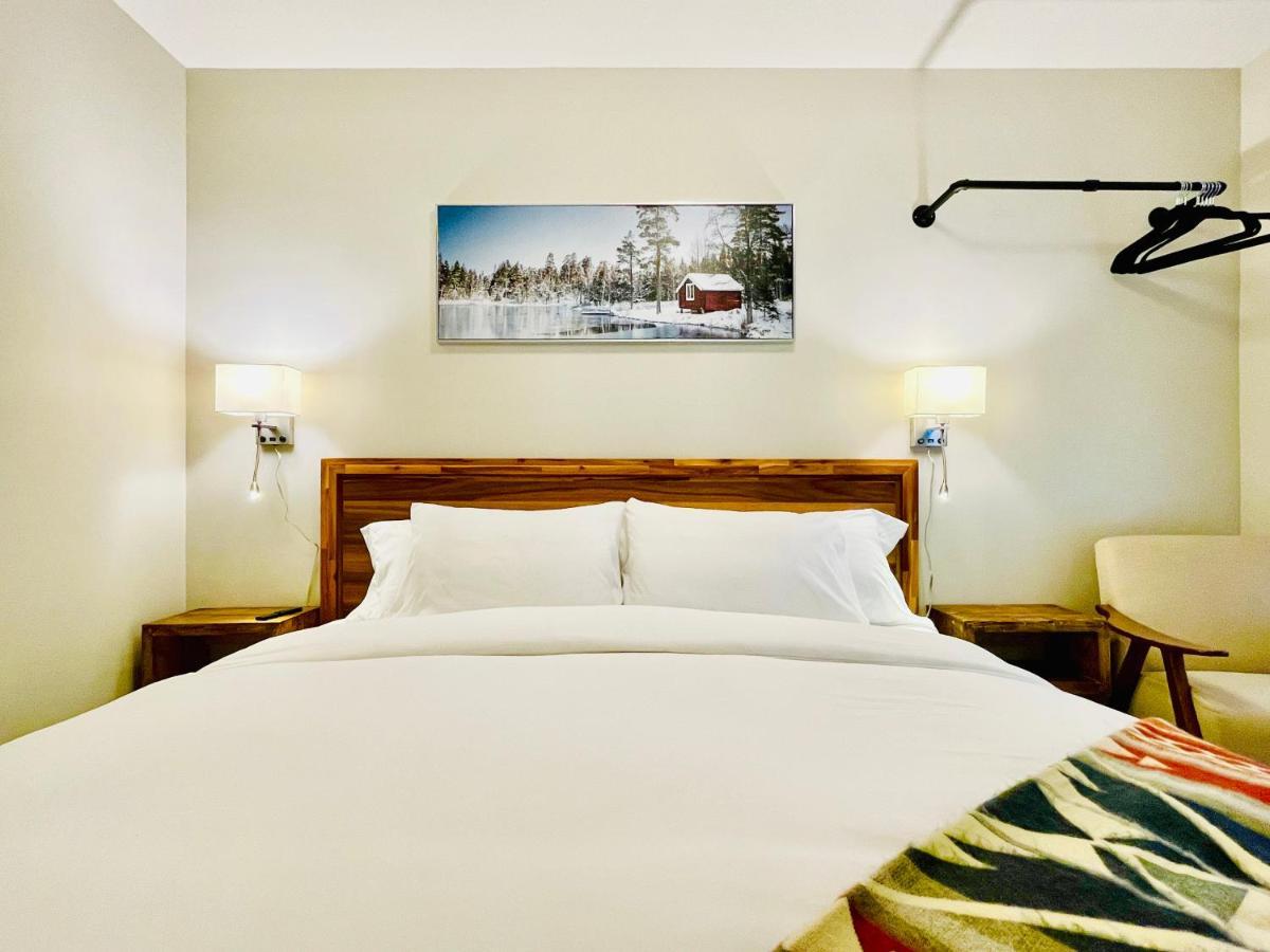 Joe'S Contemporary 2 King Bedrooms Vacation Home In Канмор Екстериор снимка